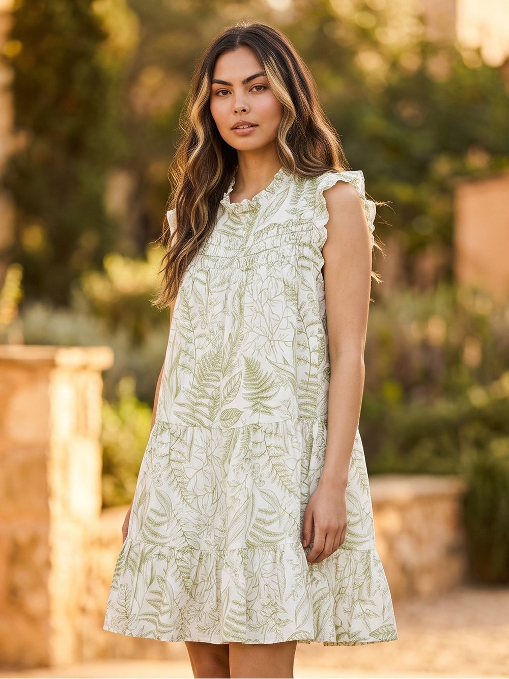 NWT Aura Women’s Smocked Tiered Tropical Floral Print Ruffled Mini Dress